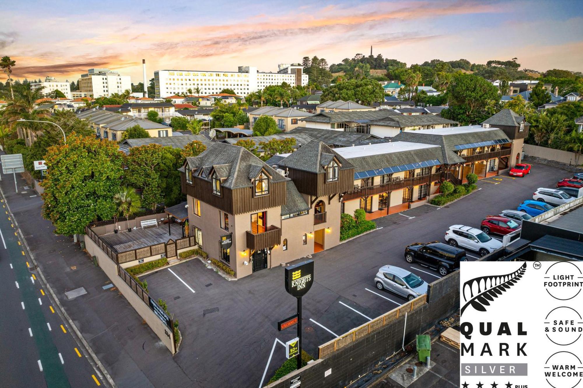 Knights Inn Auckland Zewnętrze zdjęcie