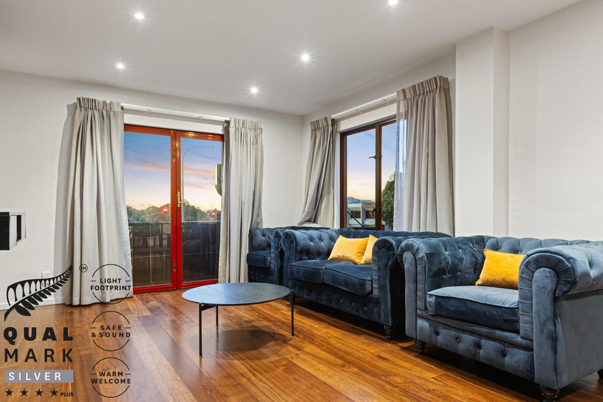 Knights Inn Auckland Zewnętrze zdjęcie